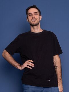 Эльдар Гусейнов