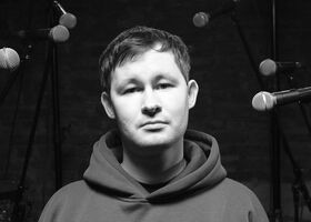 Антон Овчаров