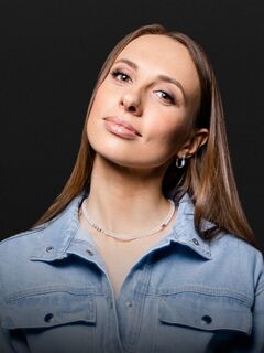 Вика Складчикова