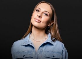 Вика Складчикова